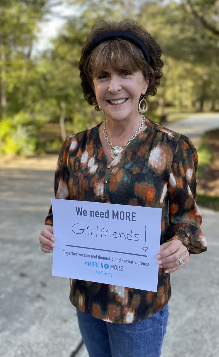 Carole Fisher, primera embajadora mundial de NO MORE